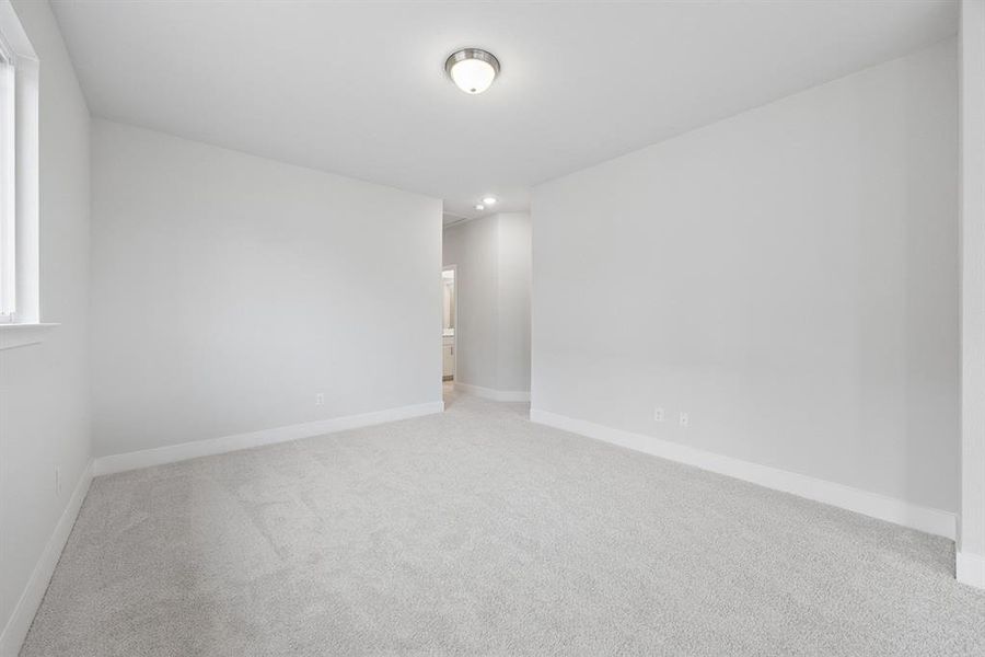 Spacious, unfurnished interior of a new home in Lexington Frisco, Frisco (Image 27).