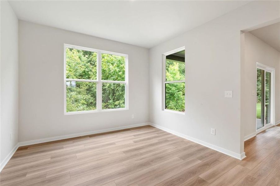 Spacious, unfurnished interior of a new home in Windsong Estates, McDonough (Image 14).
