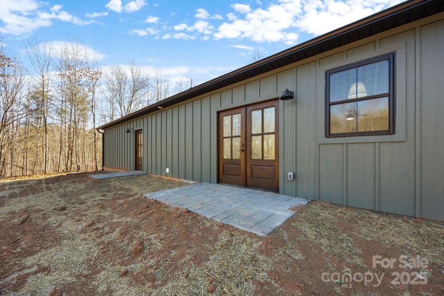Exterior details and patio area of a home in , Tryon (Image 20).