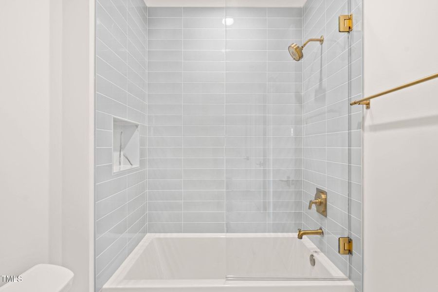 62-web-or-mls-untitled-48 62-web-or-mls-untitled-48