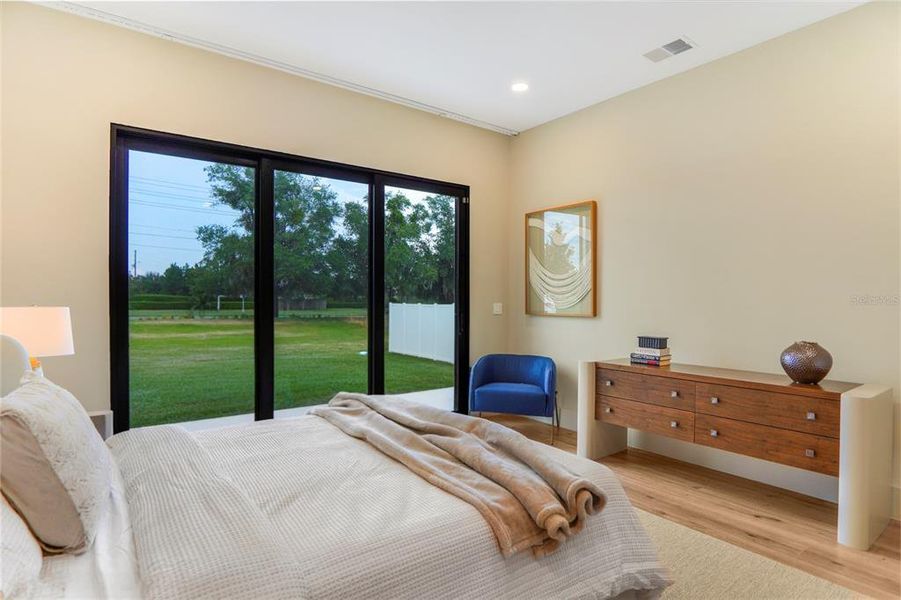 Furnished interior view inside a new home in , Windermere (Image 5).