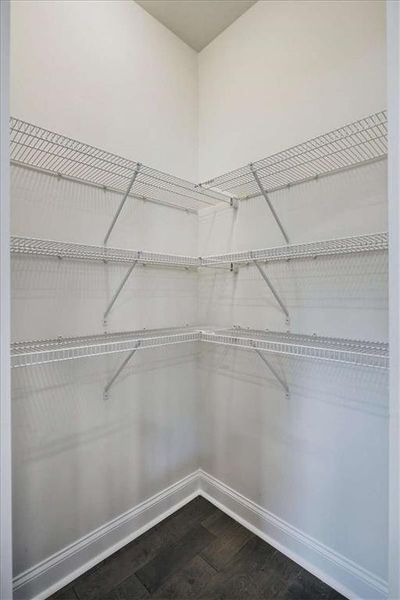 Spacious, unfurnished interior of a new home in , Stockbridge (Image 37).