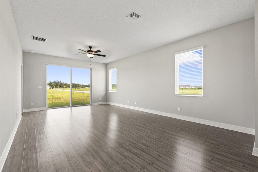 76-web-or-mls-DSC00632 76-web-or-mls-DSC00632