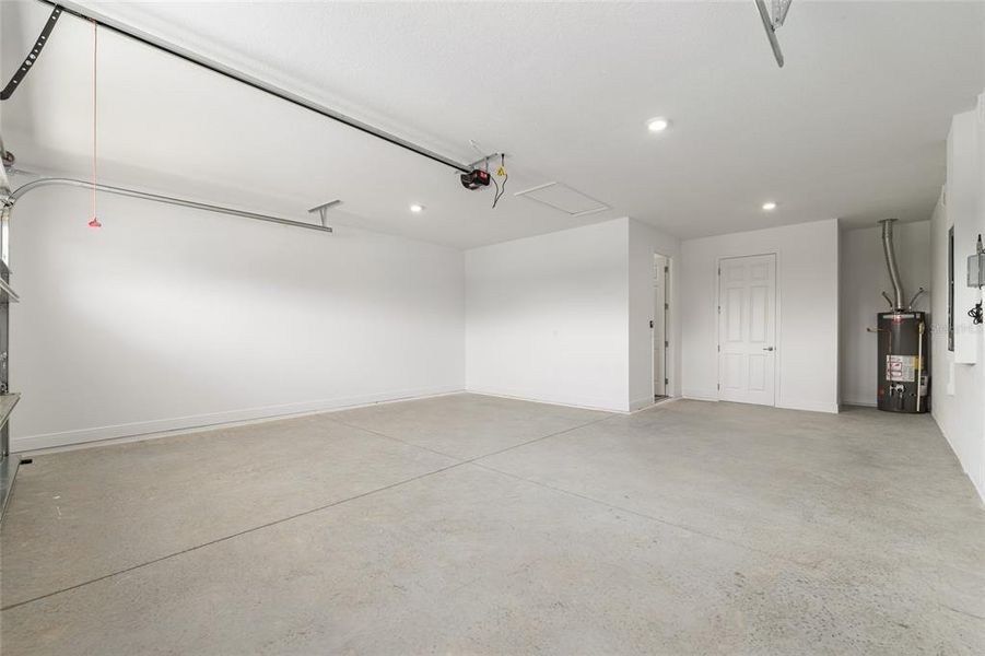 Spacious, unfurnished interior of a new home in , Ocala (Image 50). Spacious, unfurnished interior of a new home in , Ocala (Image 50).