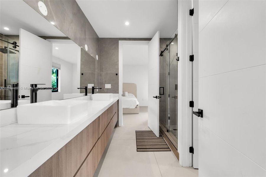 Furnished interior view inside a new home in , Miami (Image 43).