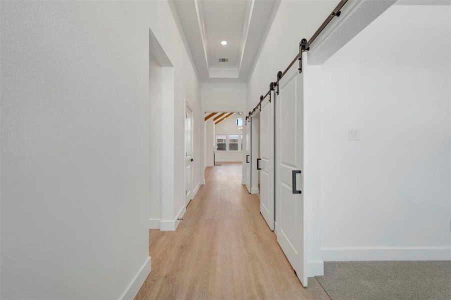 Spacious, unfurnished interior of a new home in Timberbrook, Justin (Image 14).