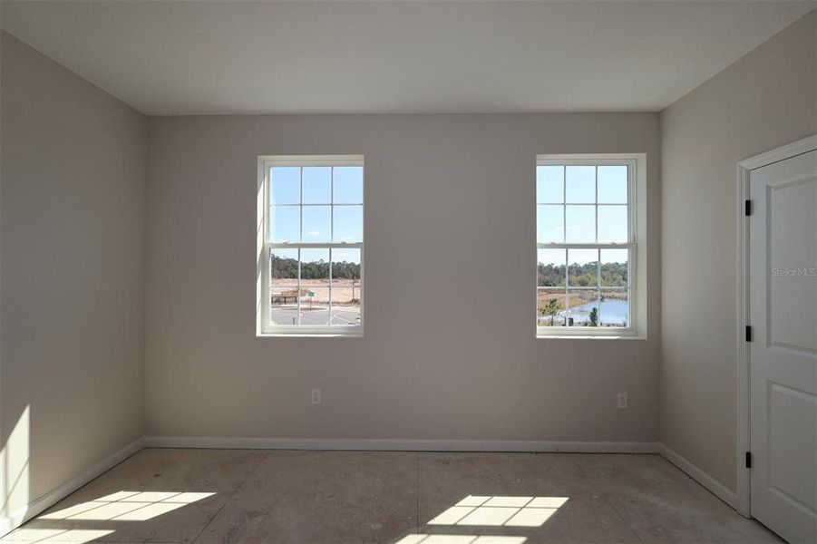 Spacious, unfurnished interior of a new home in Center Lake on the Park, St. Cloud (Image 7).