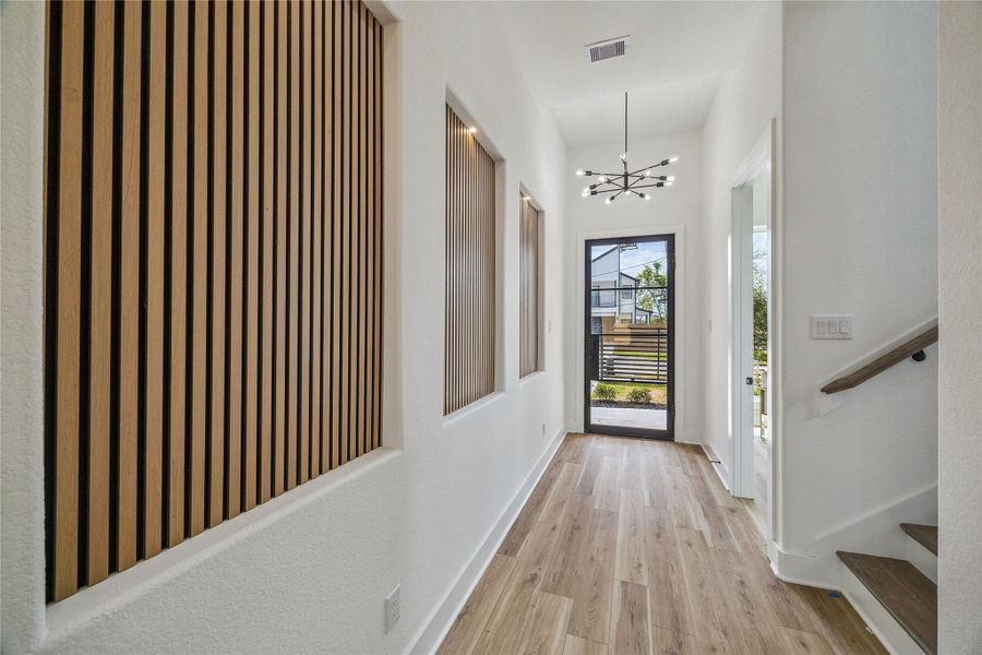 Spacious, unfurnished interior of a new home in , Houston (Image 12).