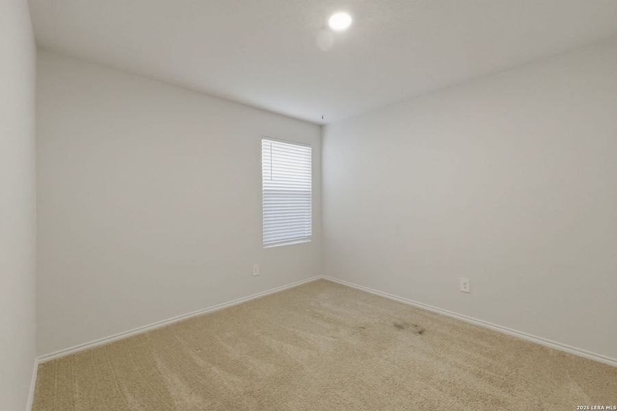 Spacious, unfurnished interior of a new home in Arroyo Ranch, Seguin (Image 14).
