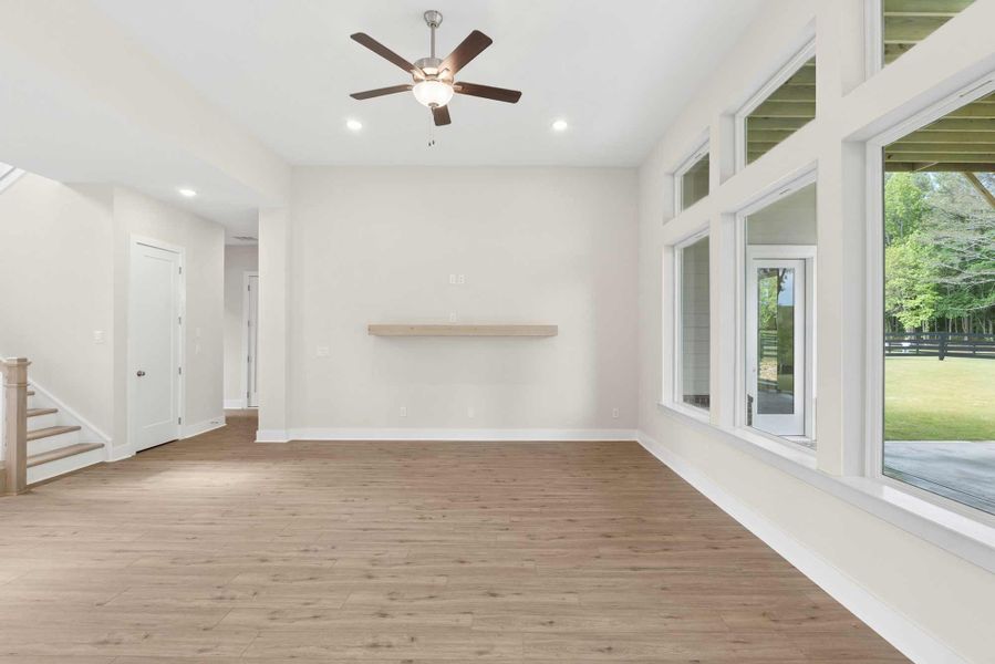 The Castlegrove - Family Room