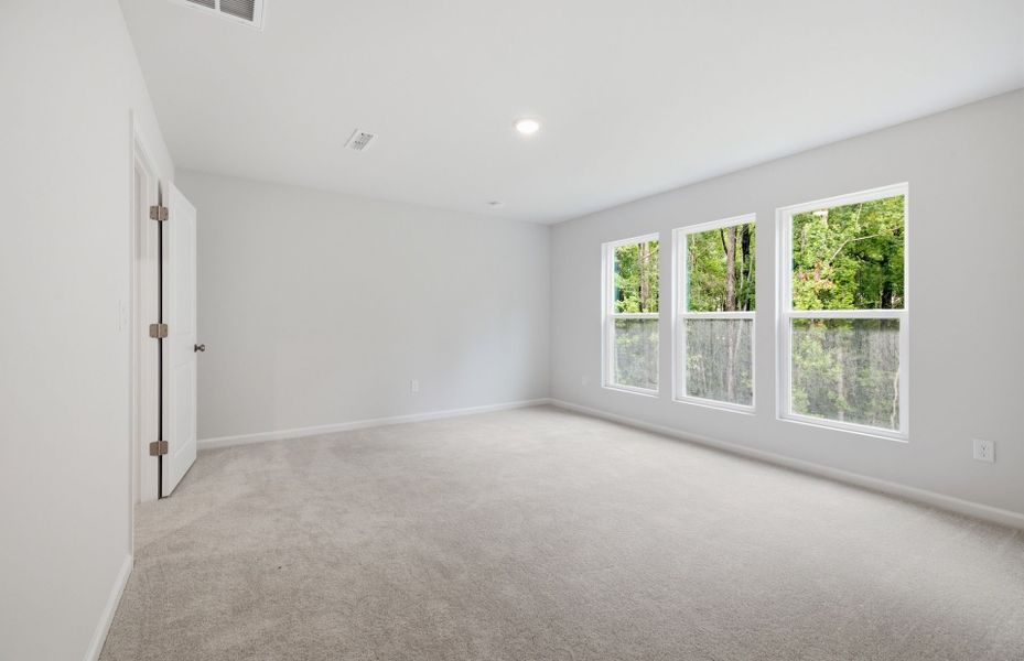 Spacious, unfurnished interior of a new home in Cambria, Garner (Image 45).