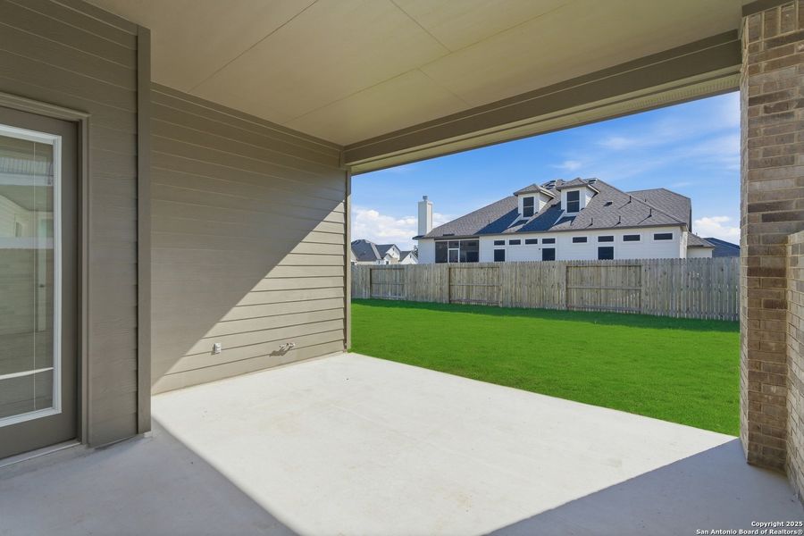 Exterior details and patio area of a home in Mesa Western, Cibolo (Image 4).