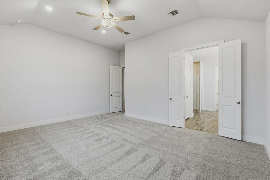 Representative unfurnished interior of a home built from the Oliver 2015 S TLT by Saratoga Homes in Lakeside at Tessera on Lake Travis, Lago Vista (Image 19).