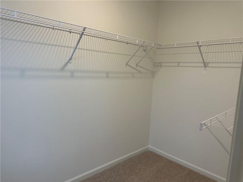 Spacious, unfurnished interior of a new home in Laurelwood, Douglasville (Image 22).