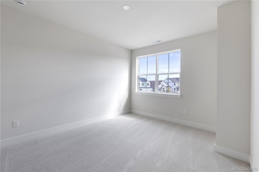 Spacious, unfurnished interior of a new home in , Broomfield (Image 18).