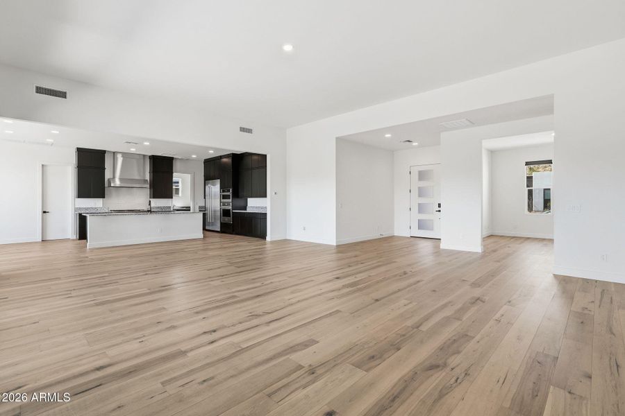 017_ListerPros (1) 017_ListerPros (1)