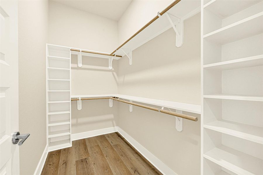 Spacious, unfurnished interior of a new home in , Houston (Image 23).