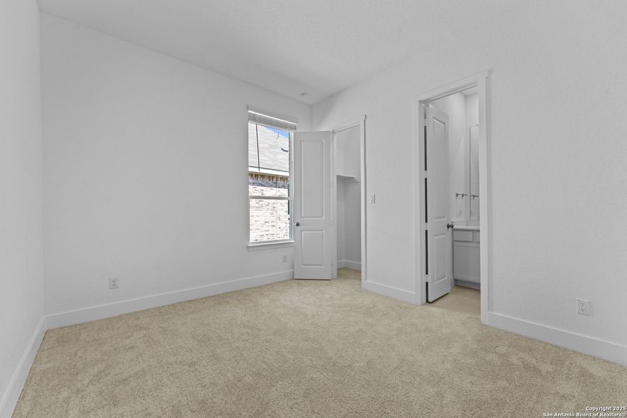 Spacious, unfurnished interior of a new home in , New Braunfels (Image 22). Spacious, unfurnished interior of a new home in , New Braunfels (Image 22).