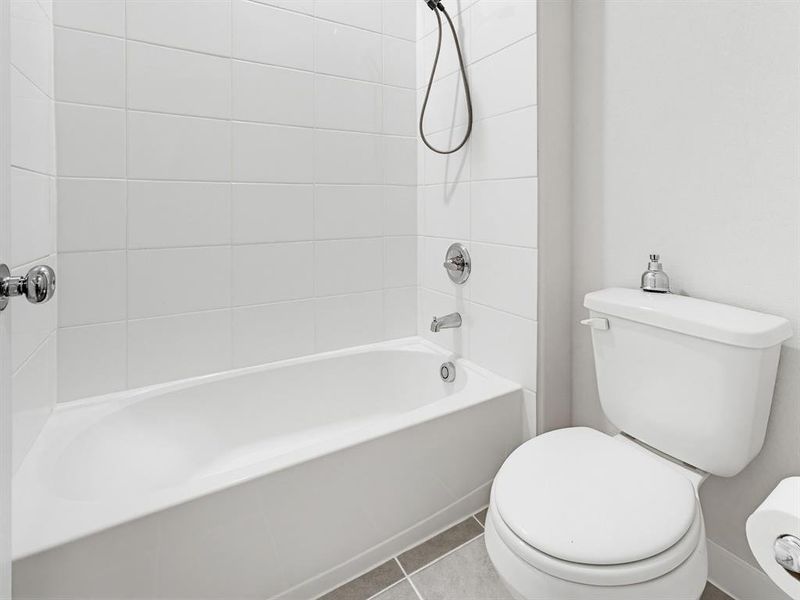 Furnished interior view inside a new home in Madero, Haslet (Image 30).