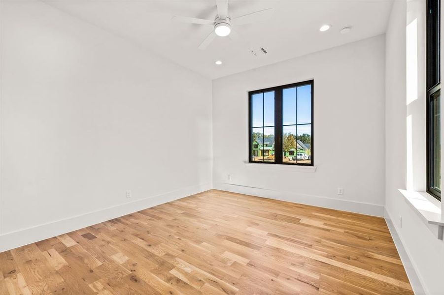 Spacious, unfurnished interior of a new home in , Weatherford (Image 23).