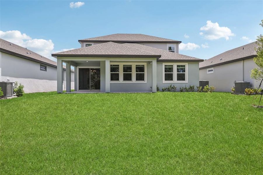 Exterior details and patio area of a home in Legends Preserve - Signature Series, Daytona Beach (Image 29).