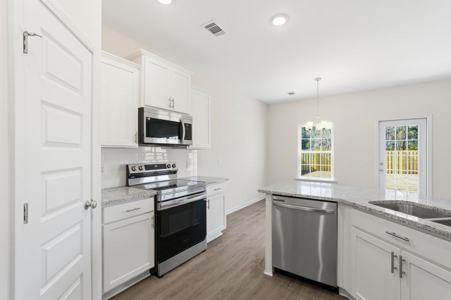 Representative furnished interior of a home built from the The Stacy by RTS Homes in Lakeside at Fifteen West, Hinesville (Image 9).