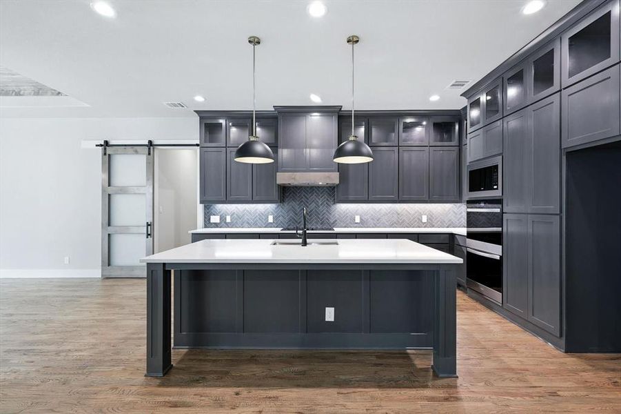 Furnished interior view inside a new home in , Waxahachie (Image 16).