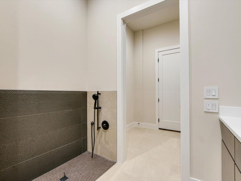 Image 32 of a home in .