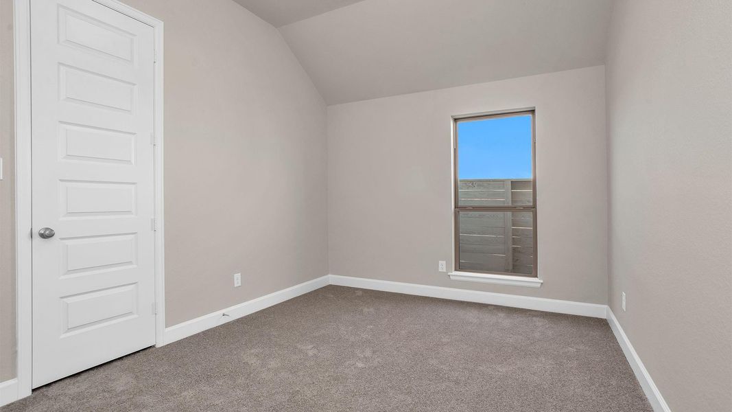 Spacious, unfurnished interior of a new home in Legacy, League City (Image 16).