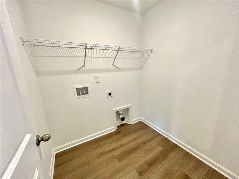 Spacious, unfurnished interior of a new home in , Locust Grove (Image 17).