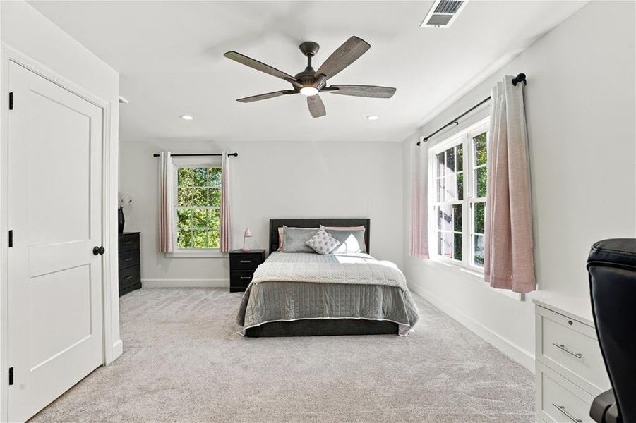 Furnished interior view inside a new home in , Auburn (Image 47).