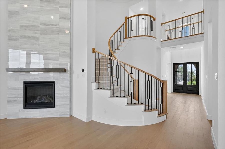 Spacious, unfurnished interior of a new home in Quail Hollow, Rockwall (Image 25).