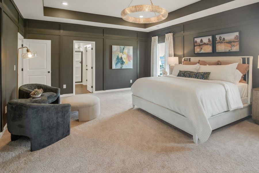 *This is a marketing photo. Colors/options may be different.*