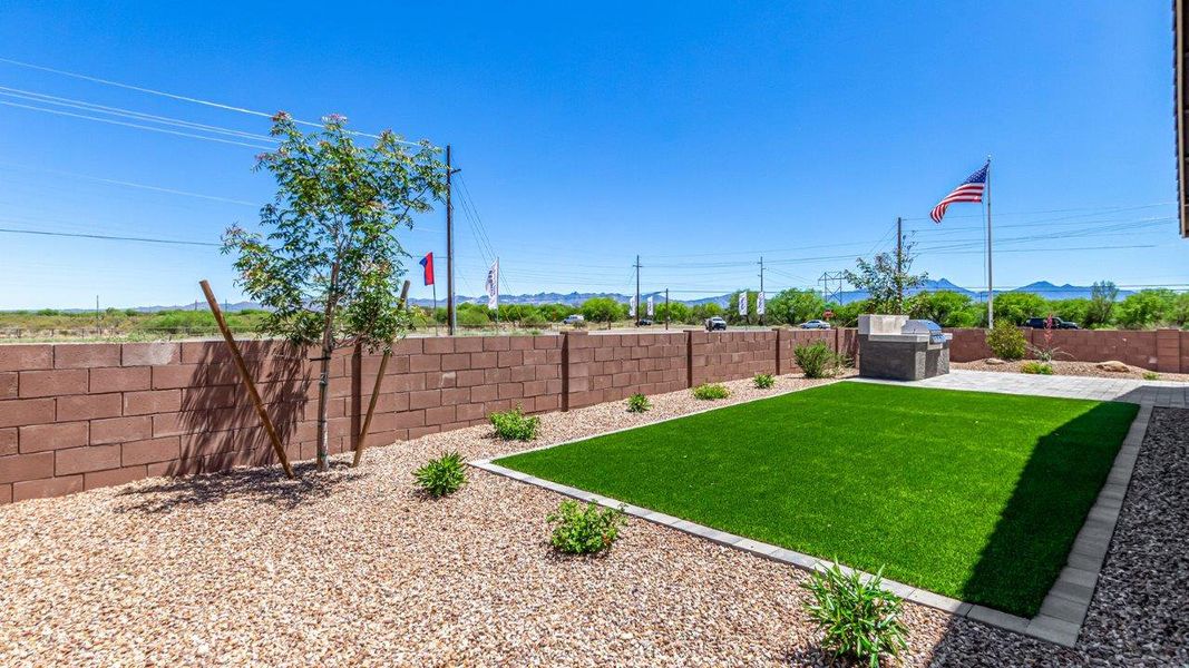 Representative exterior details of a home built from the Cali - Plan H40I by D.R. Horton in Sahuarita Acres, Sahuarita (Image 22). Representative exterior details of a home built from the Cali - Plan H40I by D.R. Horton in Sahuarita Acres, Sahuarita (Image 22).