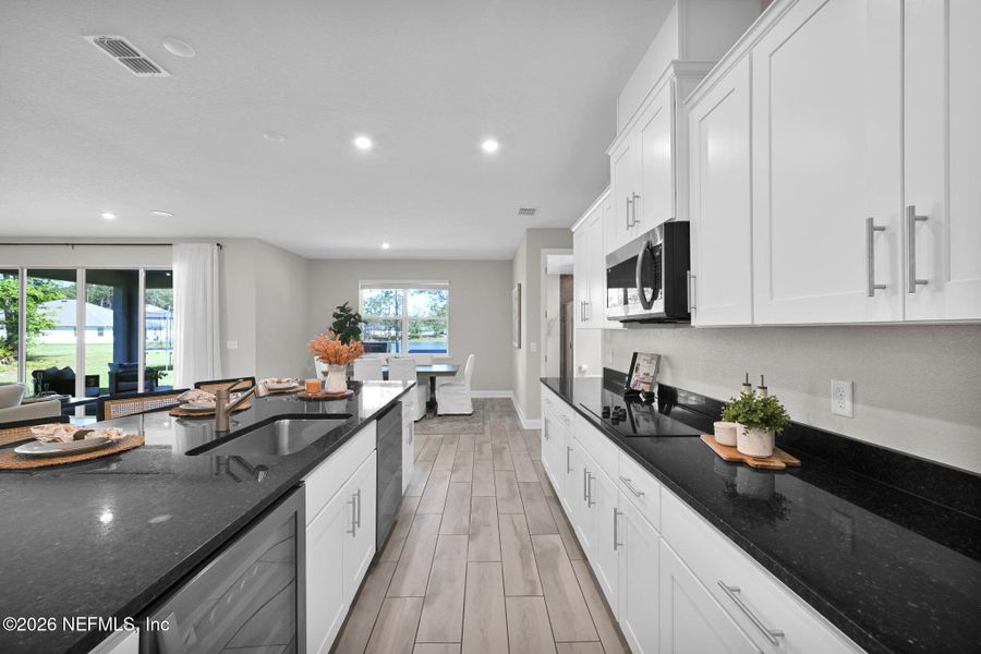 Furnished interior view inside a new home in , Middleburg (Image 72).