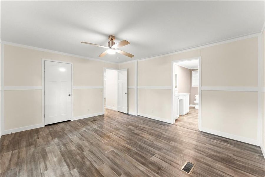 Spacious, unfurnished interior of a new home in , Homer (Image 30).