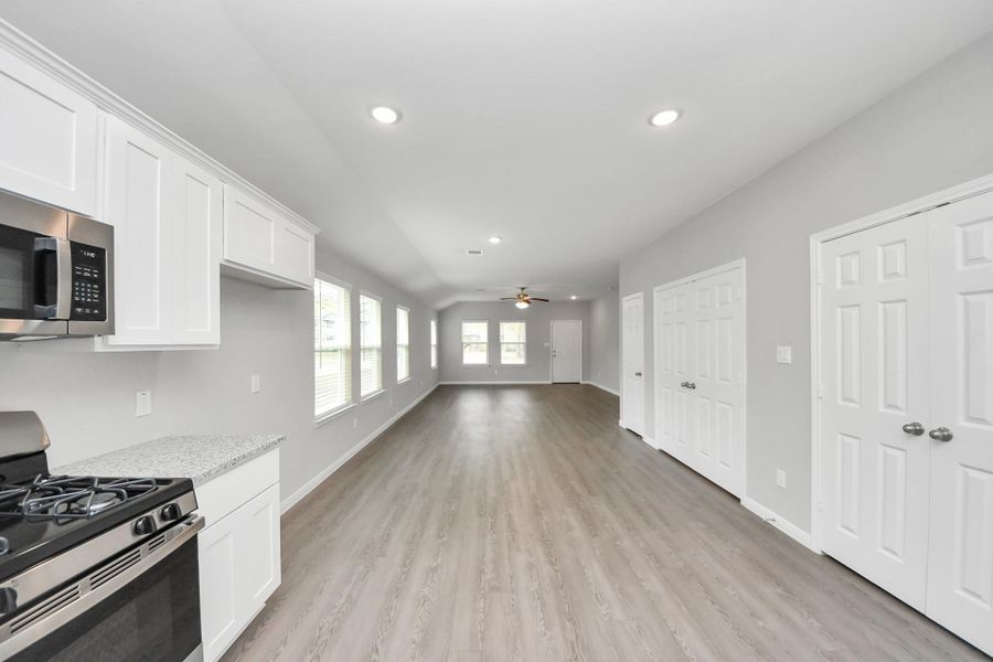 Image 13 of a home in . Image 13 of a home in .