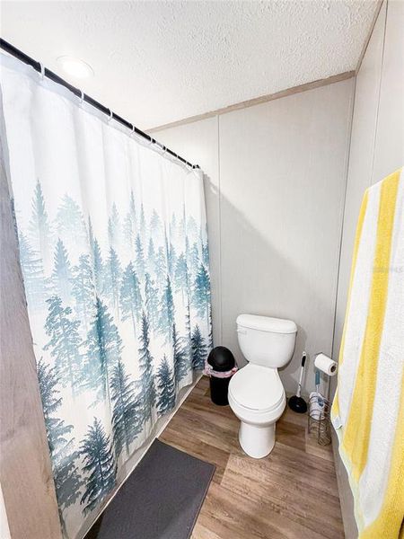 Furnished interior view inside a new home in , Dunnellon (Image 6).