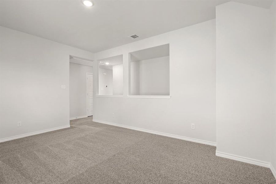 Spacious, unfurnished interior of a new home in Rocky Creek Crossing, Fort Worth (Image 19). Spacious, unfurnished interior of a new home in Rocky Creek Crossing, Fort Worth (Image 19).