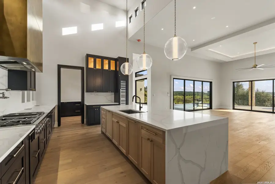 Furnished interior view inside a new home in , Canyon Lake (Image 50).