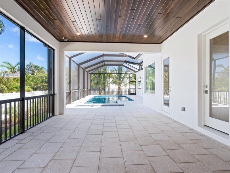 Spacious, unfurnished interior of a new home in , Sarasota (Image 61).