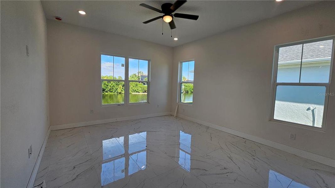 Spacious, unfurnished interior of a new home in , Port Charlotte (Image 13).