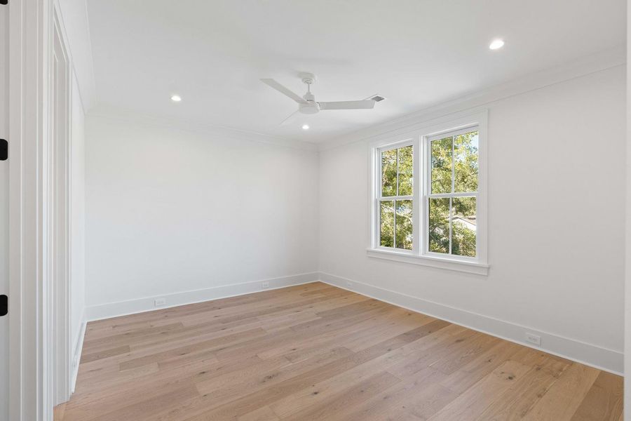 Spacious, unfurnished interior of a new home in , Mount Pleasant (Image 72).