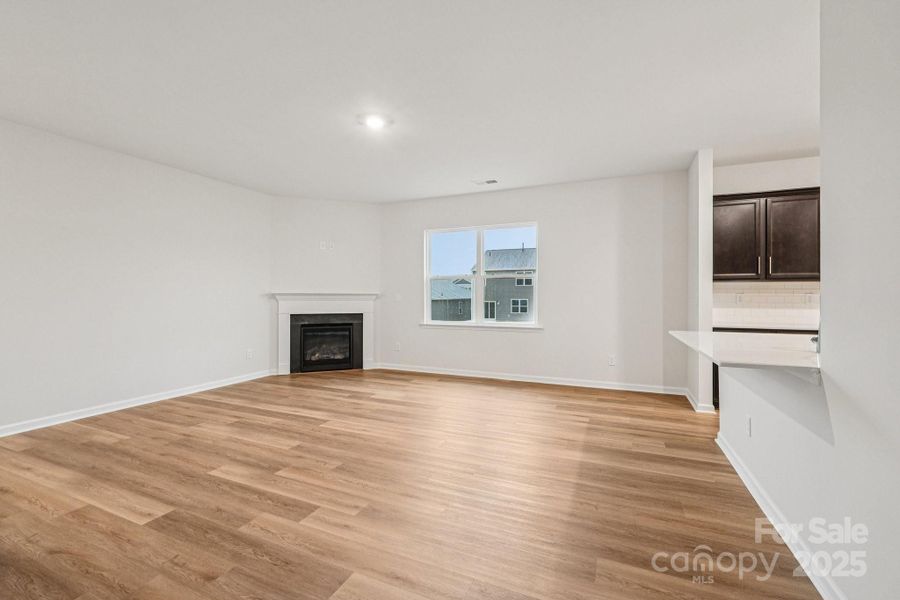 Spacious, unfurnished interior of a new home in Laurelbrook, Sherrills Ford (Image 11).