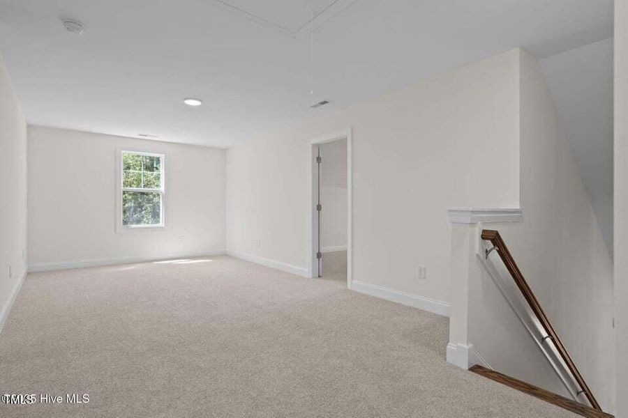 20250904143355227841000000-o