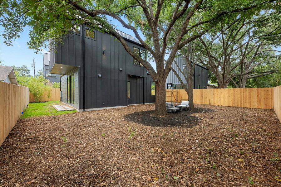 Exterior details and patio area of a home in , Austin (Image 23).