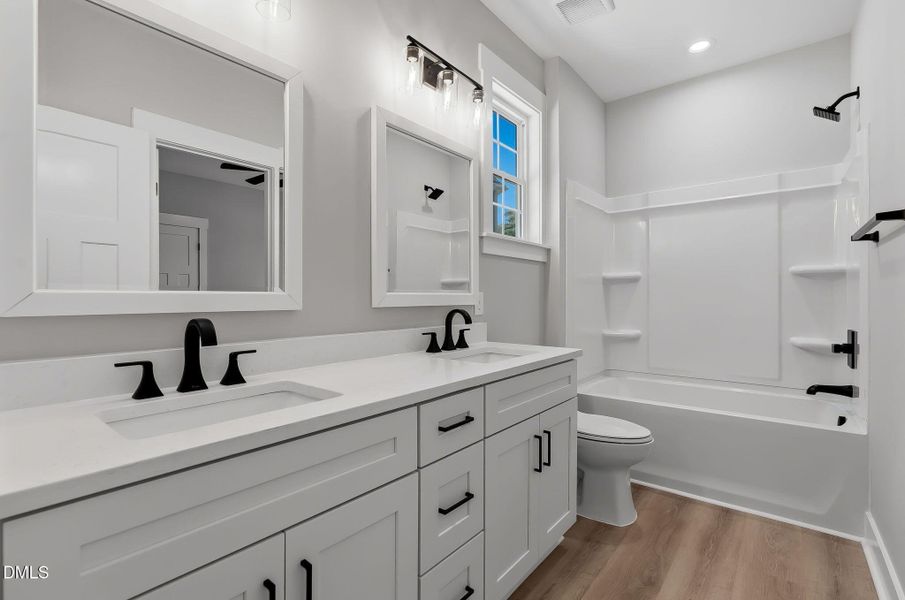 30-web-or-mls-DSC08752 30-web-or-mls-DSC08752