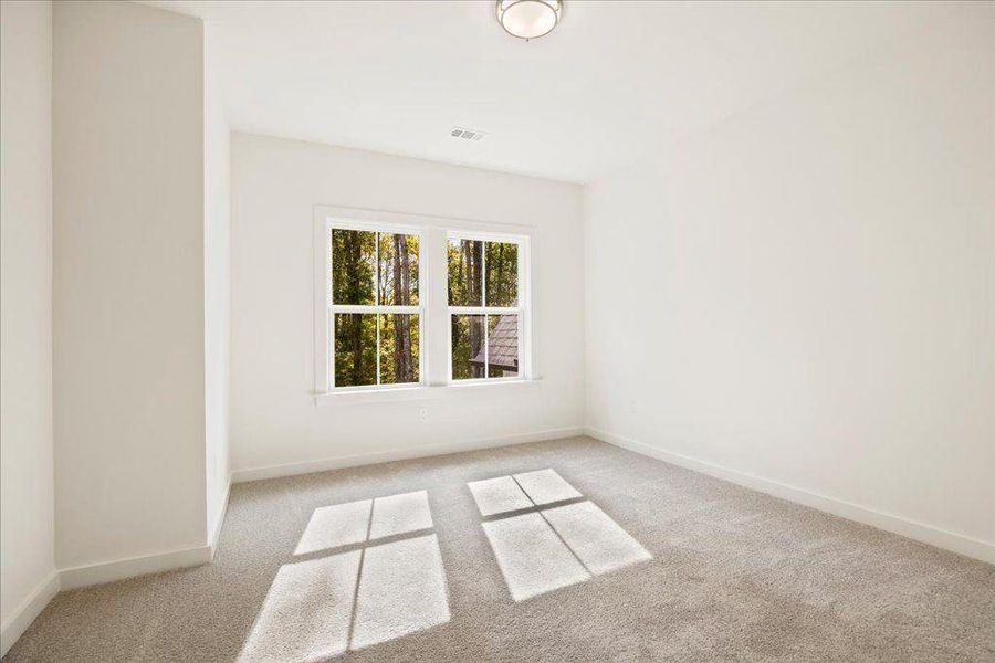 Spacious, unfurnished interior of a new home in , Gainesville (Image 42).