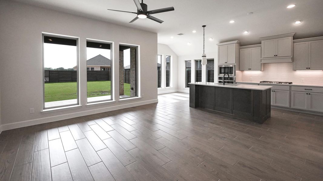 Spacious, unfurnished interior of a new home in Juniper Springs, Lockhart (Image 18).