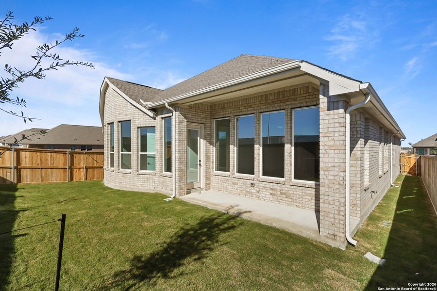 Exterior details and patio area of a home in Mayfair 50', New Braunfels (Image 4).